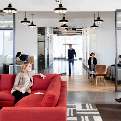 Entry lounge