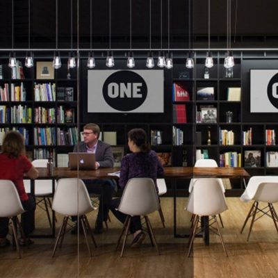 ONE Photo 1 ONE Photo 1